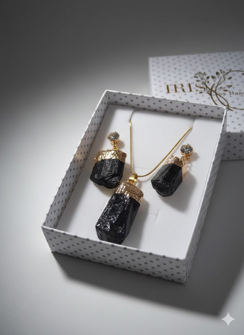Abyssal Muse Obsidian & Gold Necklace Set