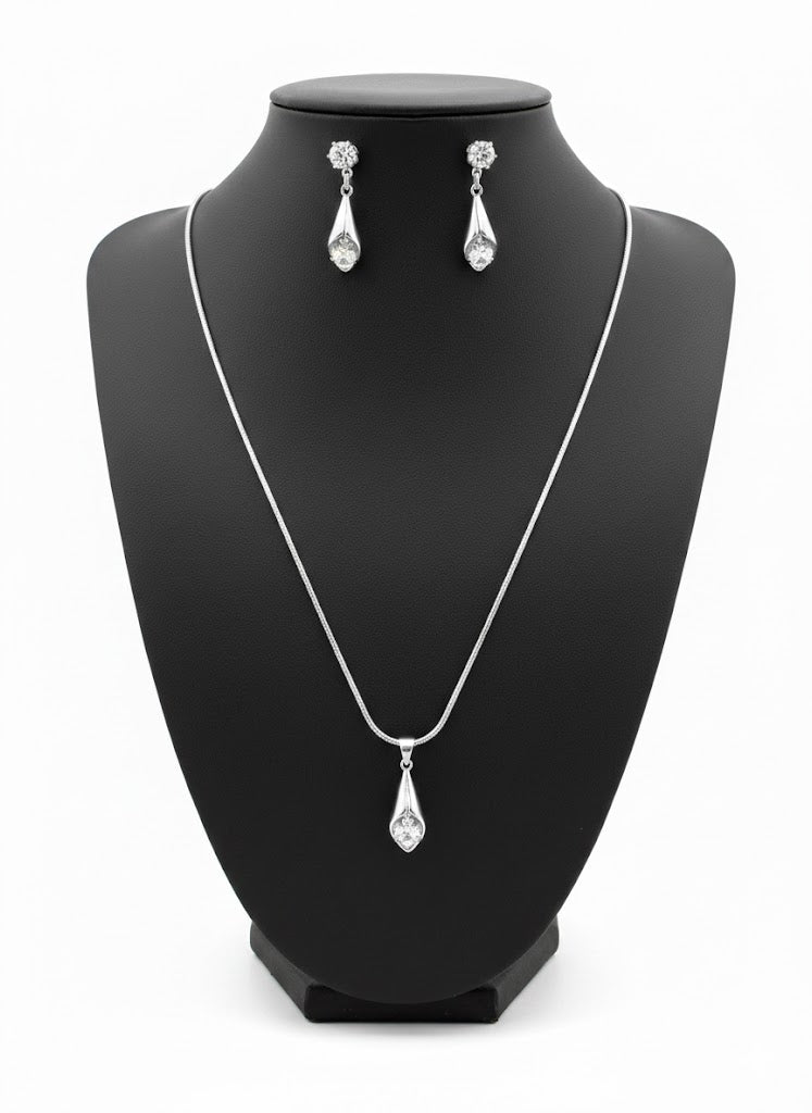 Aurelian Clarity Necklace Set