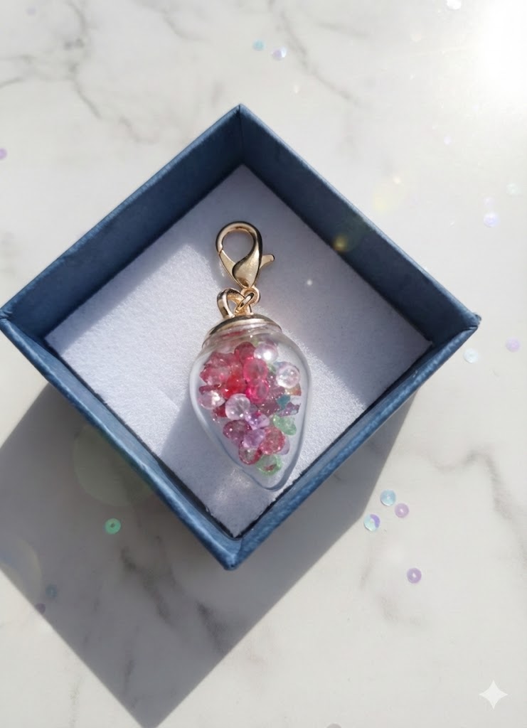 Strawberry Glass Pendant/Charm